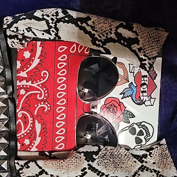 80s Rocker Kit Halloween Custume - Picture 1 of 9